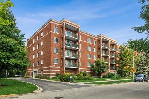 205-5320 N Lowell Ave, Chicago, IL, 60630-1752 | Card Image
