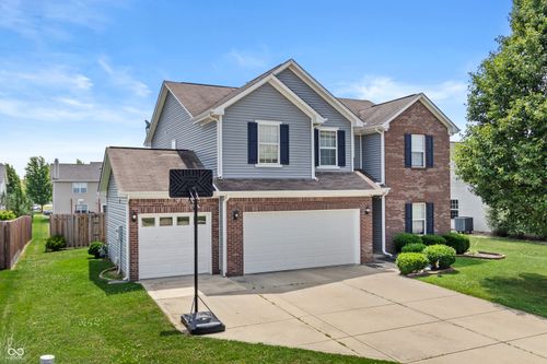 2899 Armaugh Dr, Brownsburg, IN, 46112-7316 | Card Image