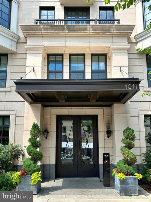 208-1011 M St Nw, WASHINGTON, DC, 20001-5354 | Card Image