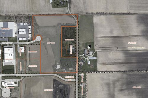 1 Universal Blvd, WHITEWATER, WI, 53190 | Card Image
