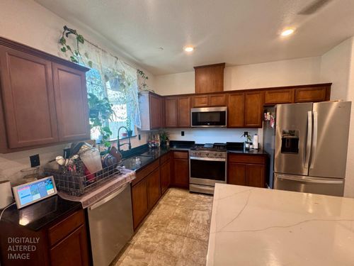 2017 Shady Forest Way, Stockton, CA, 95205 | Card Image