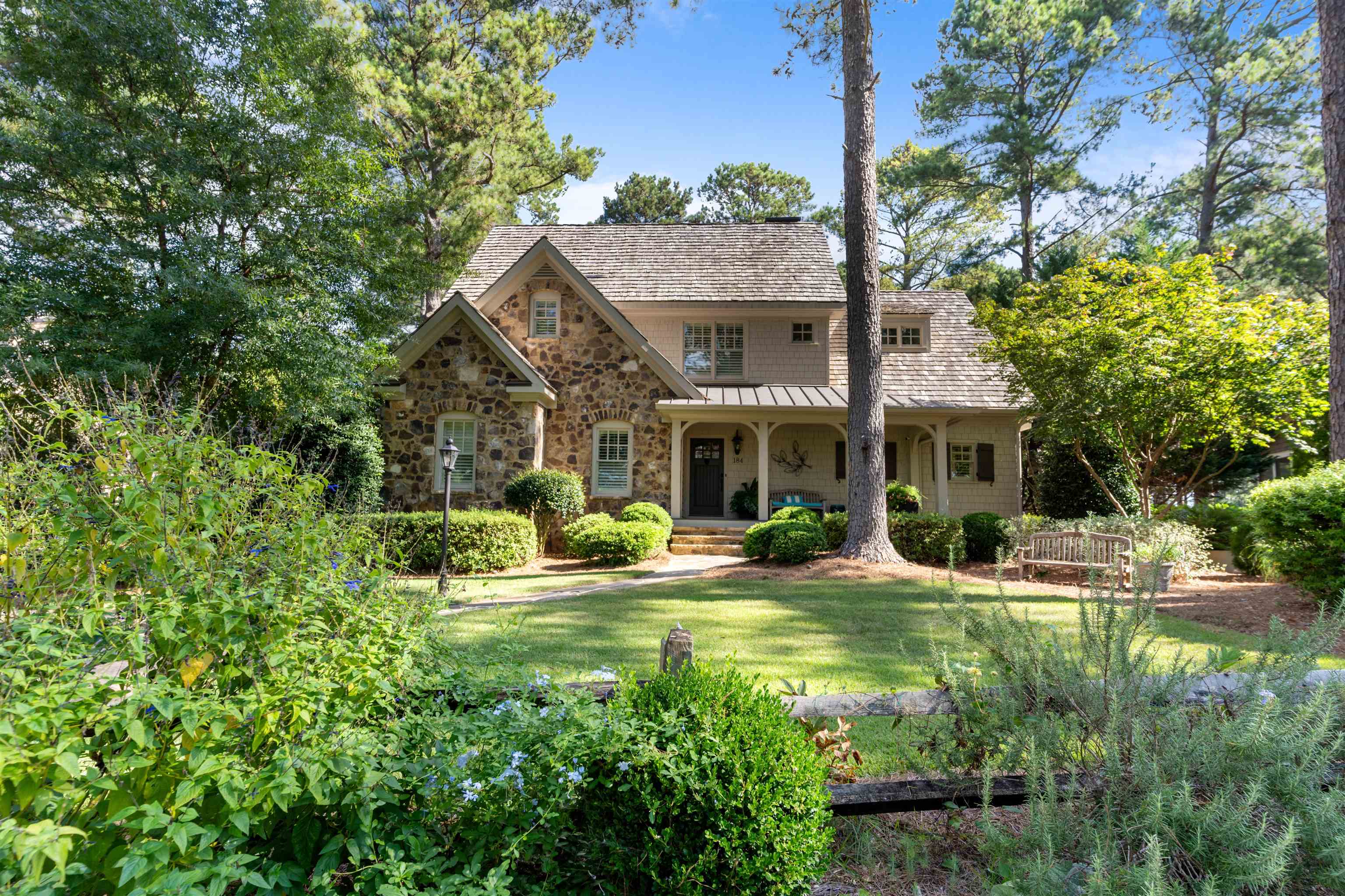 Long Leaf Ln, Eatonton, GA 31024