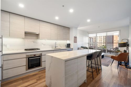 405-777 Herald St, Victoria, BC, V8T0C7 | Card Image