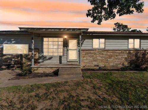 103 Woodlawn St, Hominy, OK, 74035-1568 | Card Image