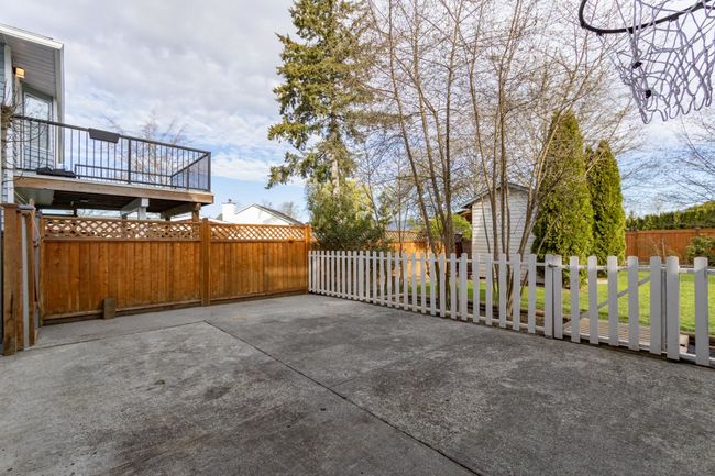 22759 Kendrick Lane, House other with 4 bedrooms, 3 bathrooms and 5 parking in Maple Ridge BC | Image 36