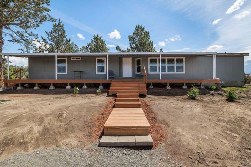 8525 Sw Crescent Pl, Terrebonne, OR, 97760-9090 | Card Image