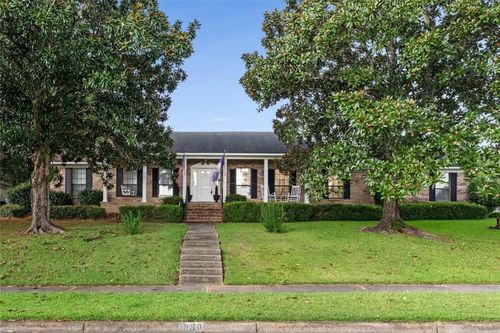 1050 Regal Drive, Mobile, AL, 36609 | Card Image