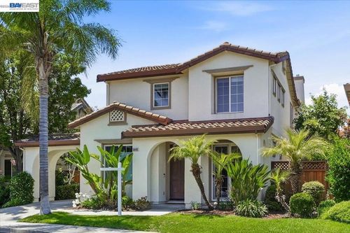 5688 Cedar Crest Ter, Dublin, CA, 94568-8822 | Card Image
