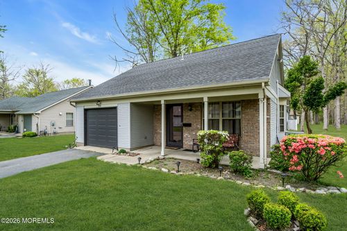 508 Petunia Ln N, Whiting, NJ, 08759-4318 | Card Image