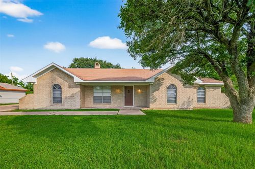 711 Nevada St, South Houston, TX, 77587-4954 | Card Image