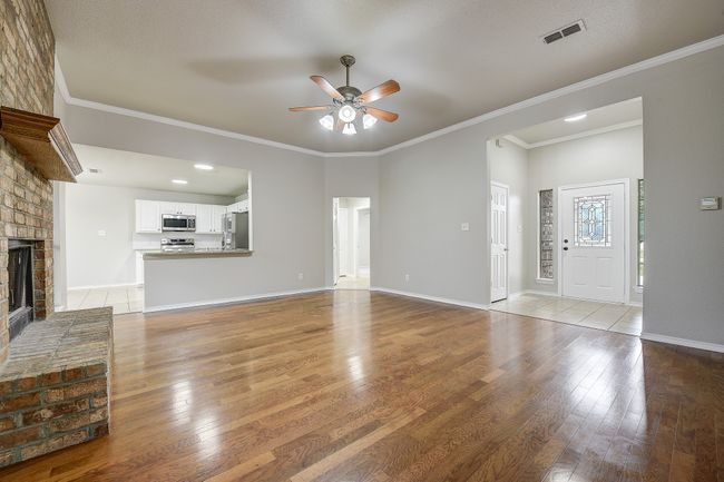 11440 Mitchell Cir, House other with 3 bedrooms, 2 bathrooms and null parking in Ponder TX | Image 12