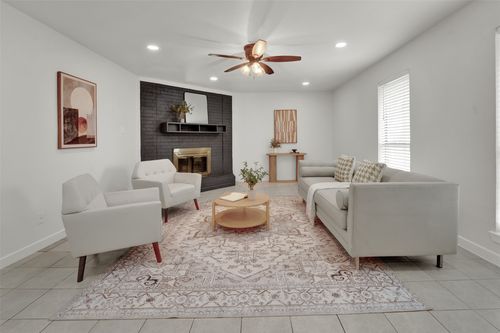 5517 Wyrick Ln, Garland, TX, 75044-4641 | Card Image