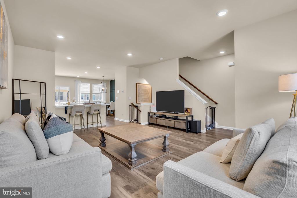 Residential in MOUNT LAUREL 5