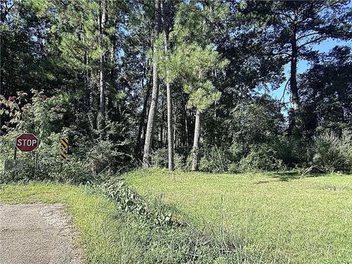 70103 8th St, Covington, LA, 70433-5590 | Card Image