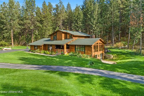 5999 E Roger Dr, Post Falls, ID, 83854-8001 | Card Image