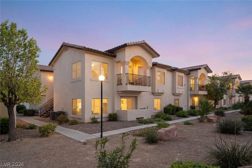 unit-204-4941 Black Bear Rd, Las Vegas, NV, 89149-7721 | Card Image