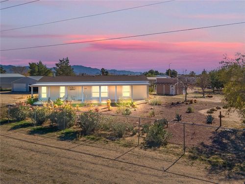 500 S San Pedro Rd, Golden Valley, AZ, 86413-8702 | Card Image