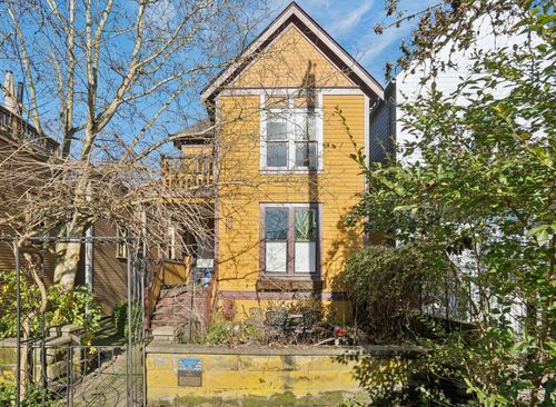 509 Union St, Vancouver, BC, V6A2B7 | Card Image