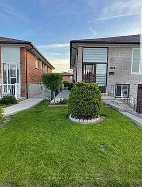 7274 Shallford Rd, Mississauga, ON, L4T2P7 | Card Image