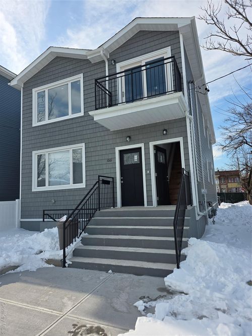 1061 Grassmere Ter, Far Rockaway, NY, 11691-2411 | Card Image