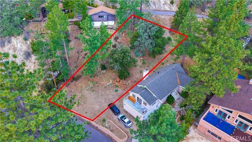 1050 Rivera Dr, Wrightwood, CA, 92397 | Card Image