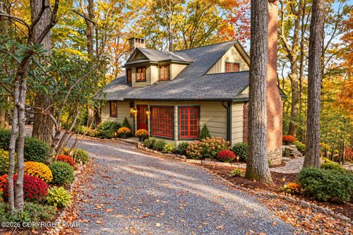77 Swiftwater Rd, POCONO MANOR, PA, 18349 | Card Image