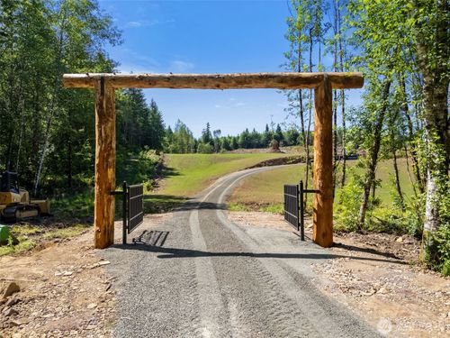 177 Justus Rd, Onalaska, WA, 98570-8614 | Card Image