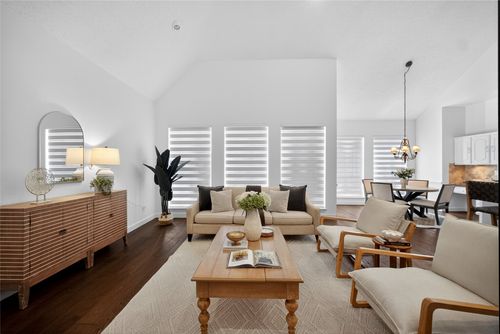 7100 Oakbrook Dr, Plano, TX, 75025-3216 | Card Image