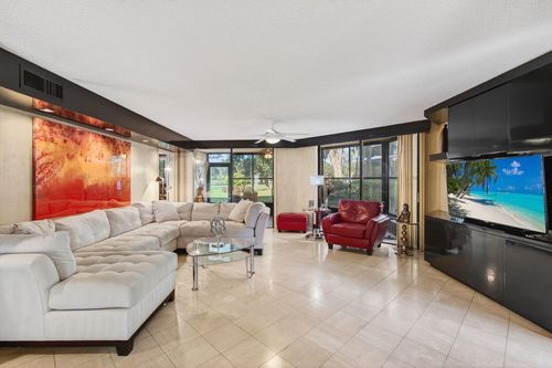 10902-15321 Strathearn Dr, Delray Beach, FL, 33446-2857 | Card Image