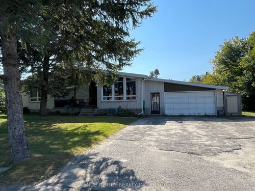 195 Wall Rd, Navan, ON, K4B1J8 | Card Image