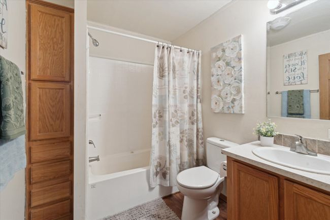 24922 N Hampton Dr, House other with 4 bedrooms, 3 bathrooms and null parking in Flat Rock MI | Image 44