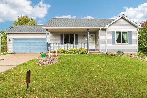 941 Vista Ridge Drive, Mount Horeb, WI, 53572 | Card Image