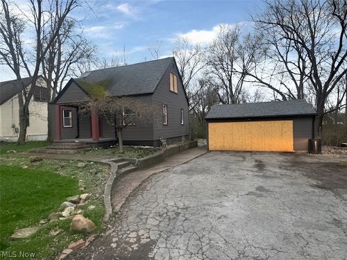 3218 Shadyside Dr, Hubbard, OH, 44425-1362 | Card Image