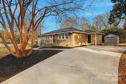 4937 Vincent Ln, Charlotte, NC, 28210-2322 | Card Image