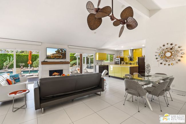 1263 N Via Donna, House other with 3 bedrooms, 2 bathrooms and 1 parking in Palm Springs CA | Image 5