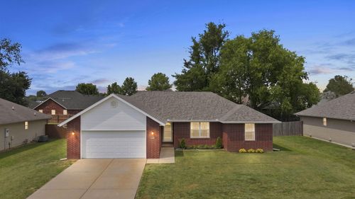 405 E Whitethorn Dr, Republic, MO, 65738-4103 | Card Image