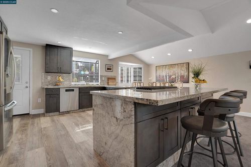 1274 Maywood Ln, Martinez, CA, 94553-4126 | Card Image