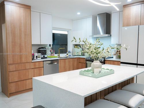 7951 Nw 37th Dr, Coral Springs, FL, 33065-3008 | Card Image