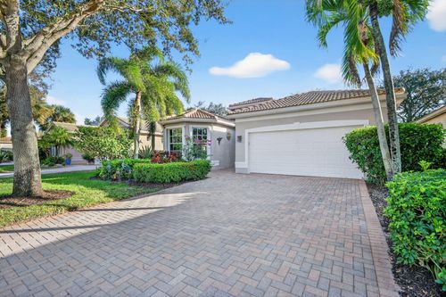 8266 Sandpiper Glen Dr, Lake Worth, FL, 33467-6946 | Card Image