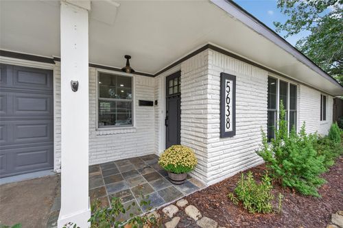 5638 Warm Springs Rd, Houston, TX, 77035-2646 | Card Image