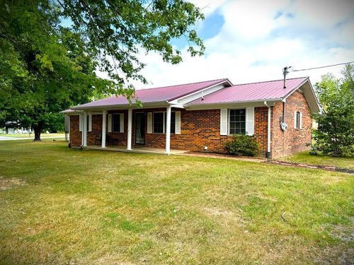 212 Austin Cir, Livingston, TN, 38570-8255 | Card Image