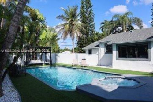 4384 Sw 12th St, Miami, FL, 33134-2713 | Card Image