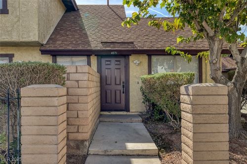 4571 Sirius Ave, Las Vegas, NV, 89102-7335 | Card Image