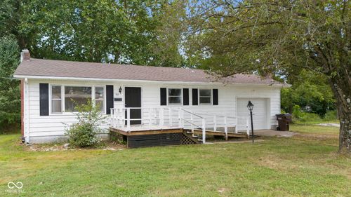 303 E Main St, Crothersville, IN, 47229-1219 | Card Image