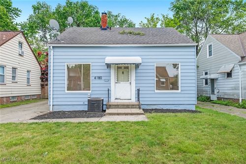 4180 W 58th St, Cleveland, OH, 44144-1712 | Card Image