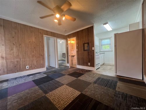 74 Minnewaska Trl, Kerhonkson, NY, 12446-3232 | Card Image