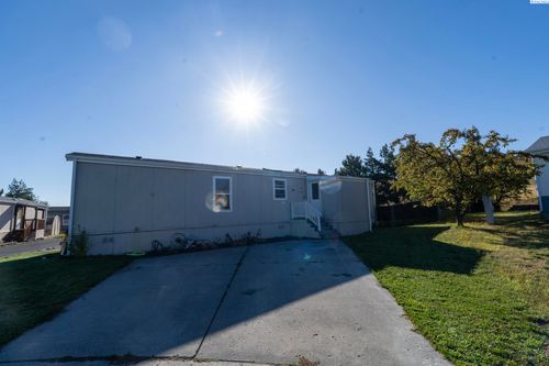 34-255 Nw Golden Hills Dr, Pullman, WA, 99163-8981 | Card Image