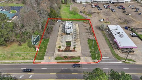 1900 E County Line Rd, Ridgeland, MS, 39157-1921 | Card Image
