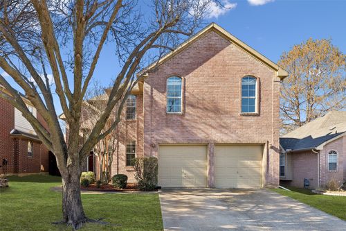 2505 Lakeshore Dr, Flower Mound, TX, 75028-7549 | Card Image