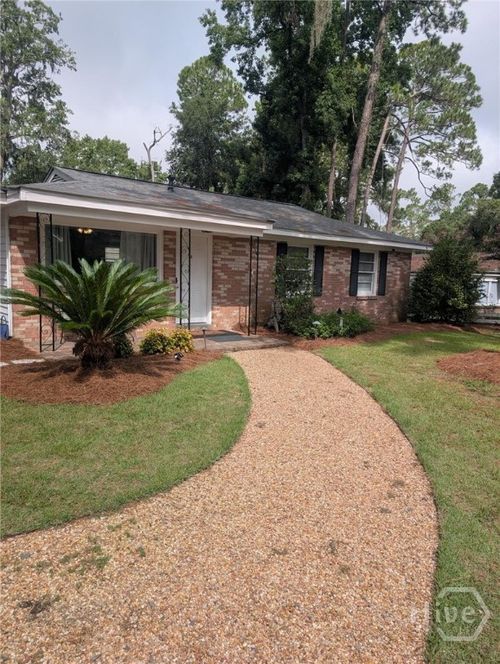 8615 Hurst Ave, Savannah, GA, 31406-6015 | Card Image